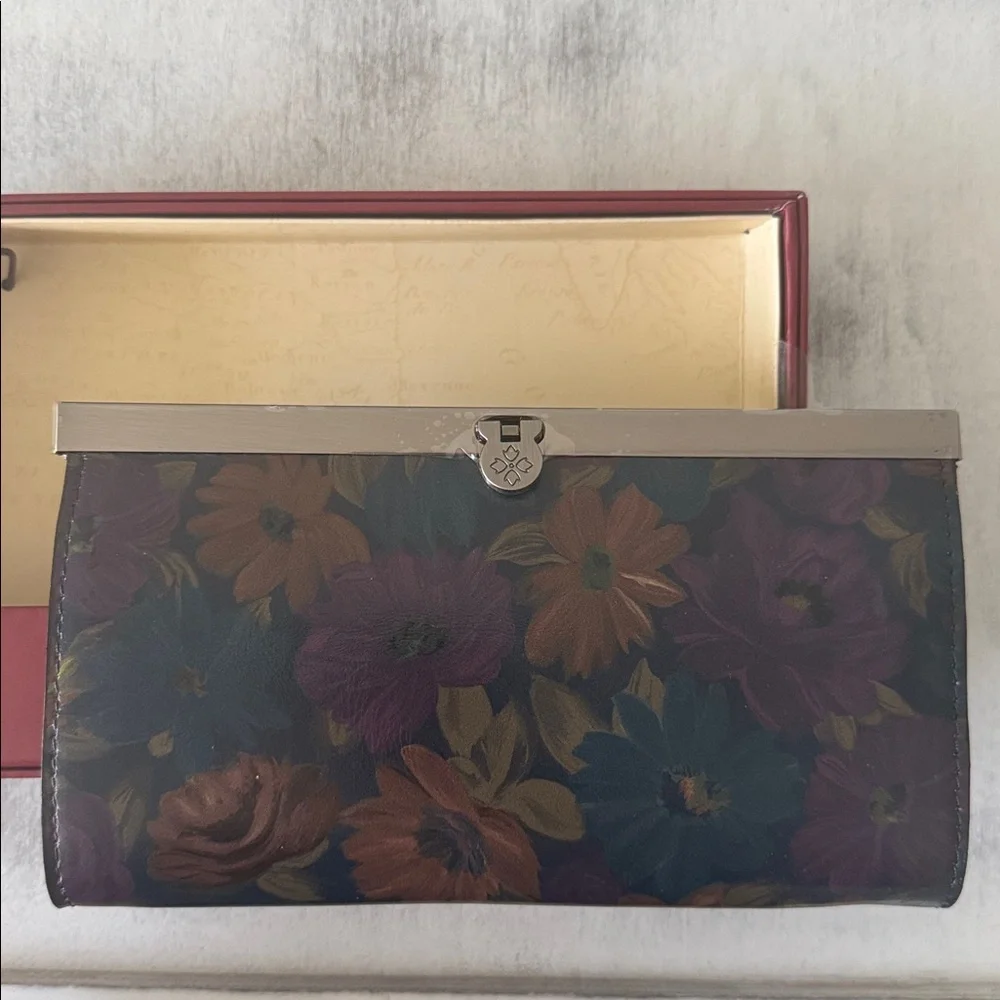 Patricia Nash Floral Peruvian Paint Frame Cauchy RFID Leath Clutch Wallet Black